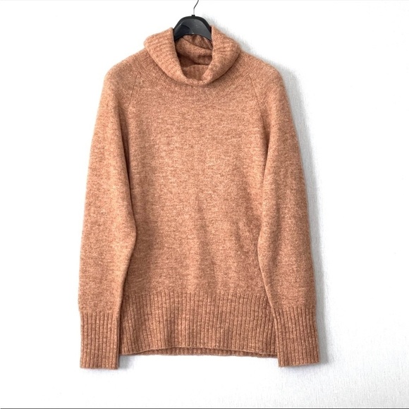 ARITZIA The Group by Babaton Plutarch Sweater - Picture 1 of 10